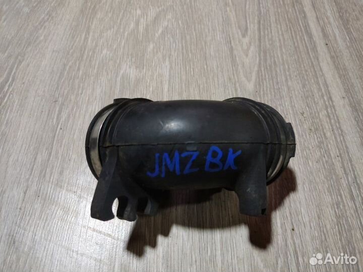 Патрубок воздушного фильтра Mazda 3 Bk хэтчбек