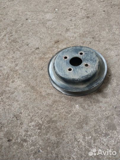 Шкив водяного насоса Mitsubishi Galant 8