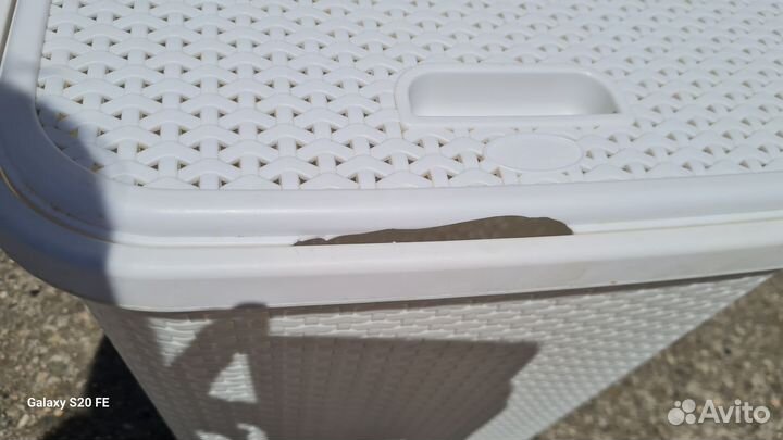 Корзина для белья б/у