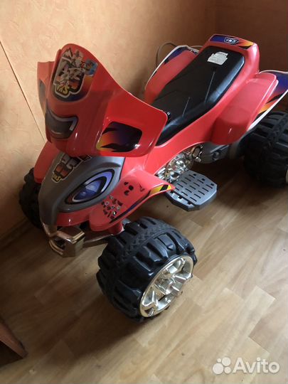 Детский квадроцикл на аккумуляторе