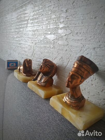 Египет медь, латунь, 3 статуэтки на мраморе 80г