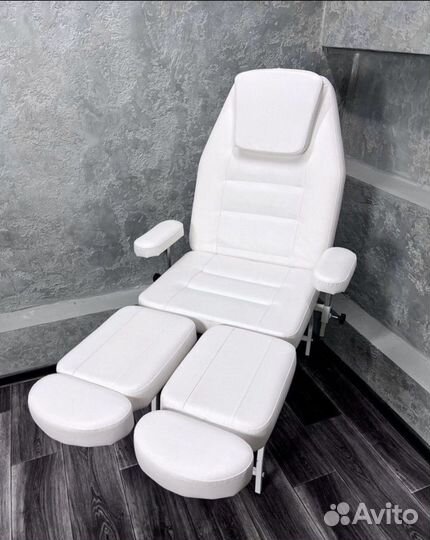 Педикюрное кресло