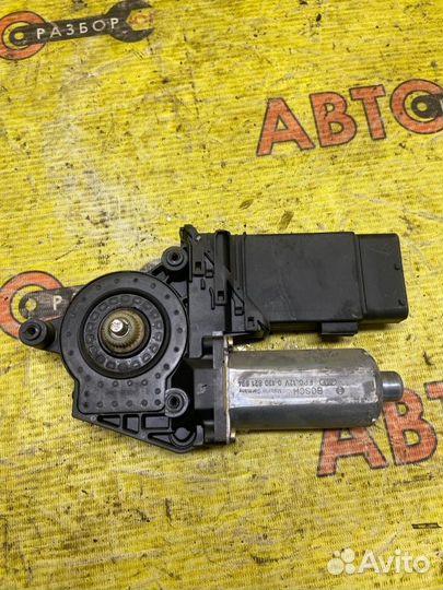 Мотор стеклоподъемника передний правый Volkswagen