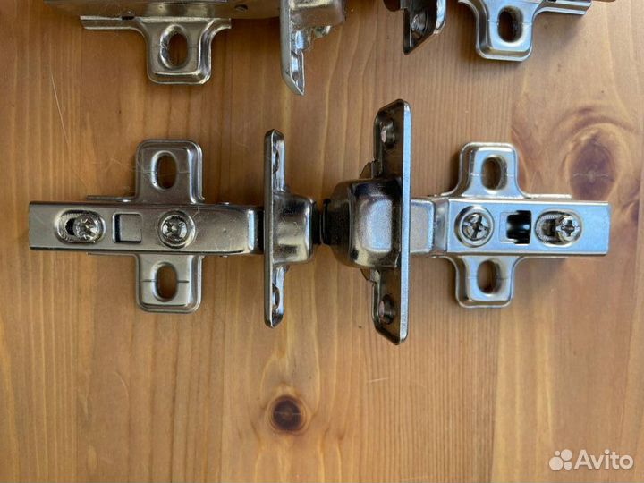 Петли мебельные новые (полунакладные), за всё