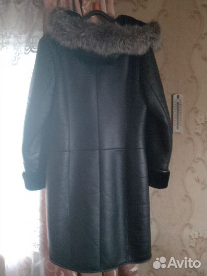 Дубленка натуральная женская с капюшоном