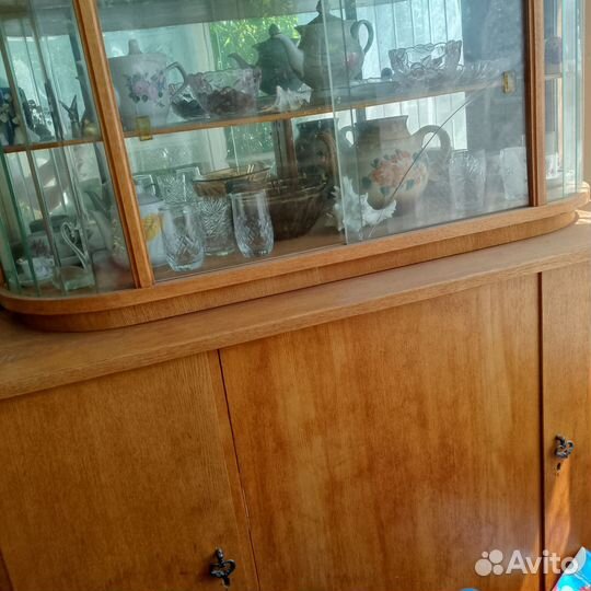 Буфеты и серванты