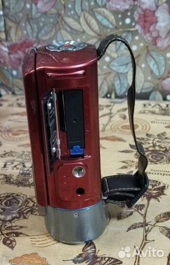 Видеокамера Samsung hmx-q20