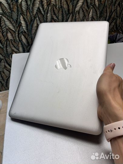 Macbook pro 13 i5/4gb/SSD 240