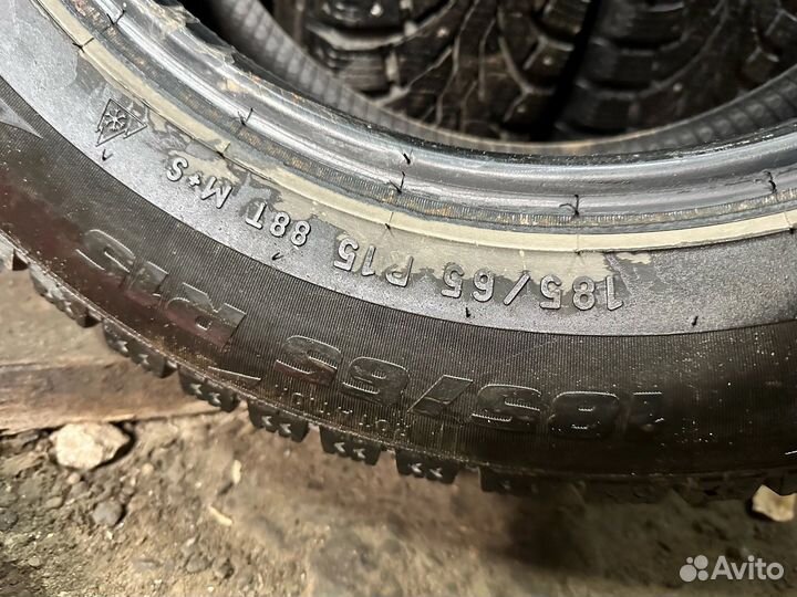 Pirelli Formula Ice 185/65 R15