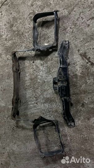 Телевизор Mercedes w202