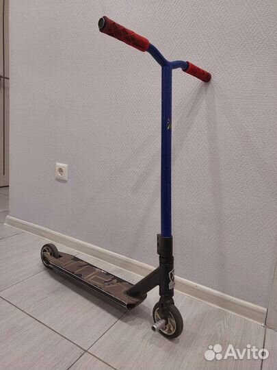 Трюковой самокат