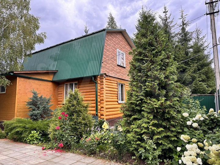 Дом 120 м² на участке 8 сот.