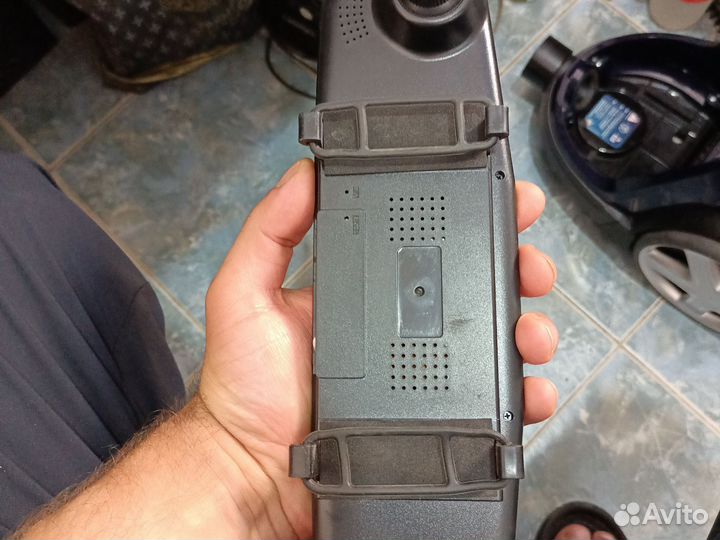 Зеркало заднего вида с видео регистратором