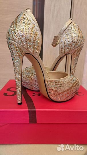 Вечерние босоножки