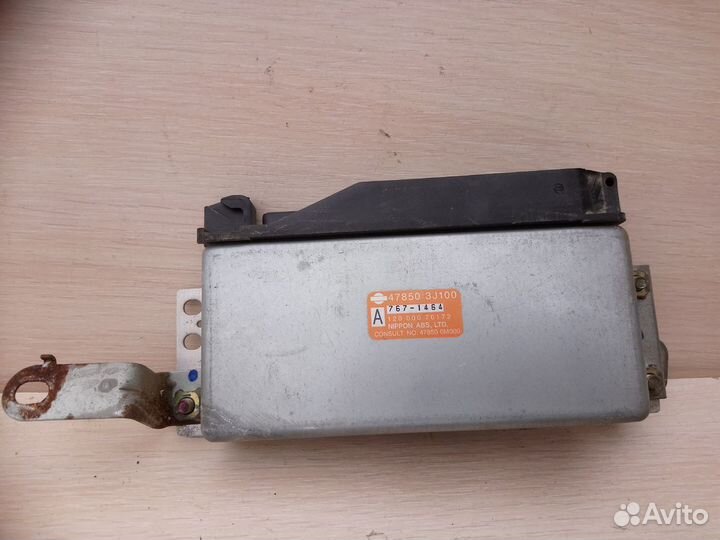 Блок управления ABS Nissan Primera Camino (P11) II