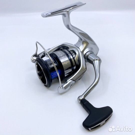 Катушка shimano 19 stradic C3000HG