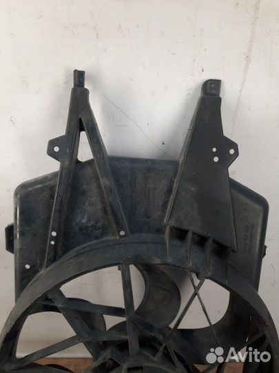 Вентилятор радиатора Ford Focus хэтчбэк 3 дв. 1.6