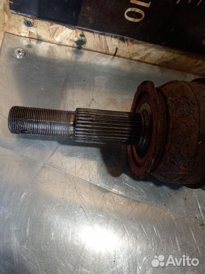 Привод передний Nissan Pathfinder R51, Navara D40