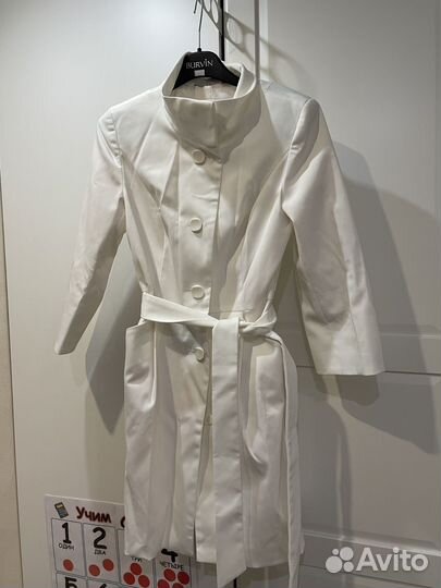 Плащ женский 44 размер