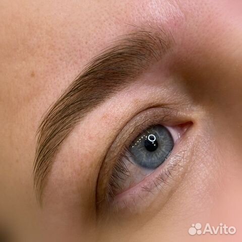 Оформление и ламинирование бровей