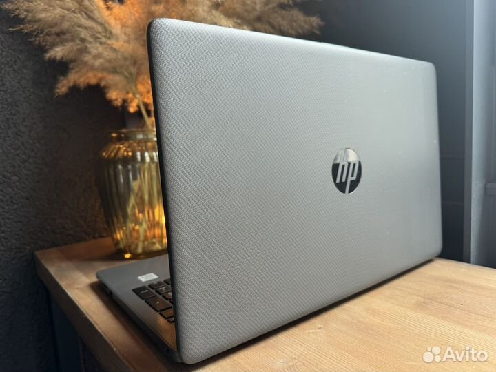 Ноутбук HP 2022 / Core i3-10 / 8gb / 256gb SSD