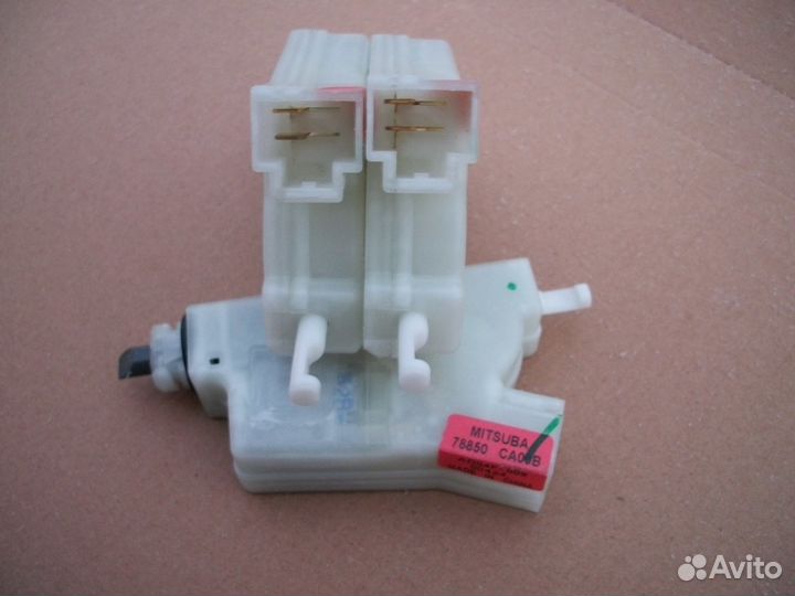 Замок лючка бензобака Nissan Infiniti 78850CA00B