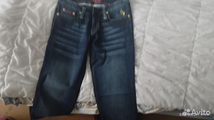 Джинсы