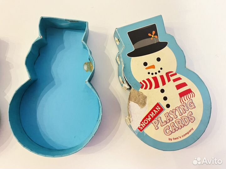 Колода карт в виде снеговика