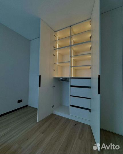 Шкаф для вещей