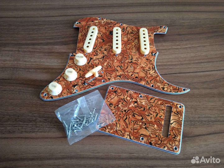 Пикгард Fender Stratocaster SSS