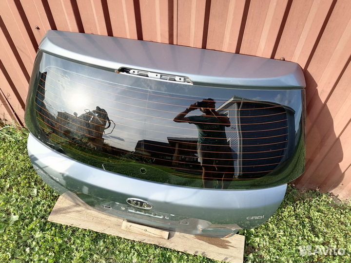 Стекло багажника kia ceed 2008 дизель