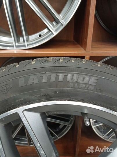 Зимние колеса в сборе Audi R21