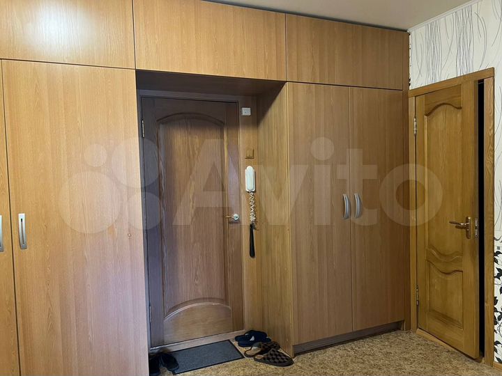 2-к. квартира, 75 м², 3/10 эт.