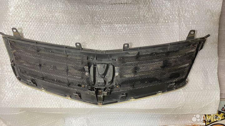 Решетка радиатора honda accord 8