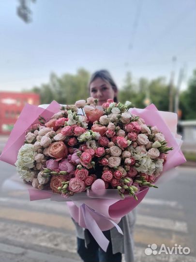 Роза букет роз пионы