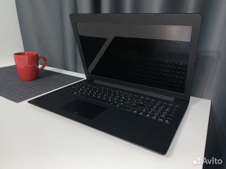 Asus: 8gb, SSD 500gb, Windows 10