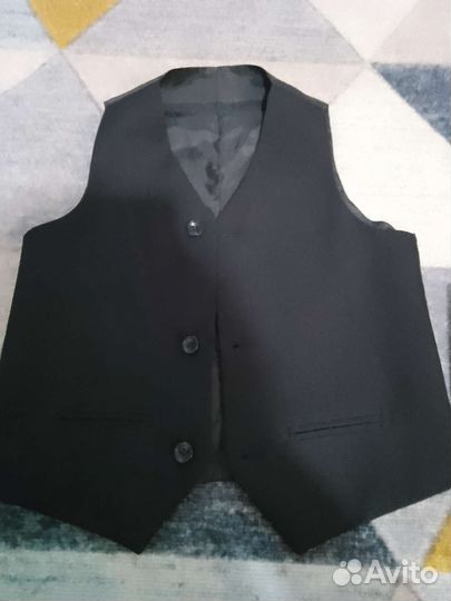 Жилетка для мальчика школьная 122