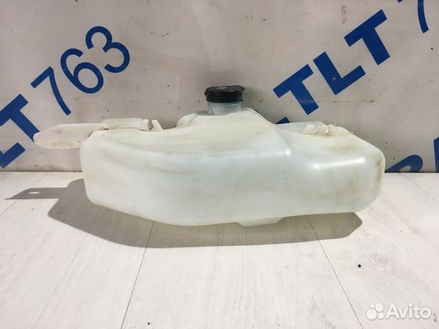 Бачок омывателя LADA vesta 1.6 мт седан