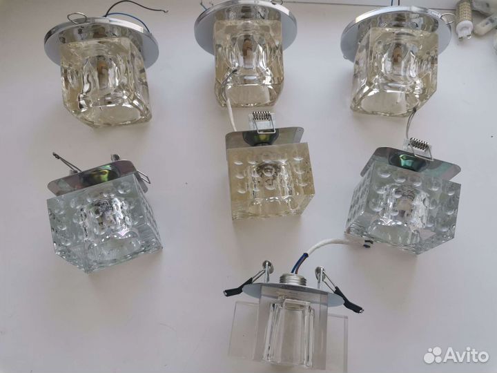 Светильник потолочный встраиваемый