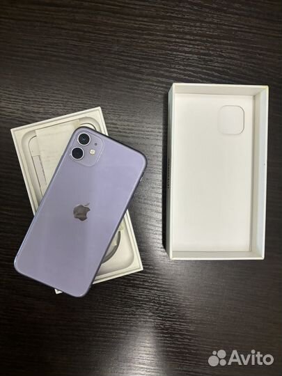 iPhone 11, 64 ГБ