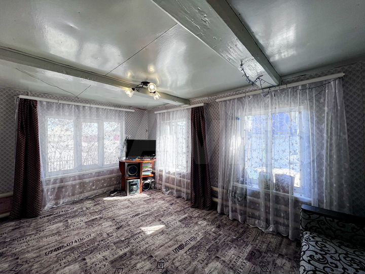 Дом 45 м² на участке 17 сот.