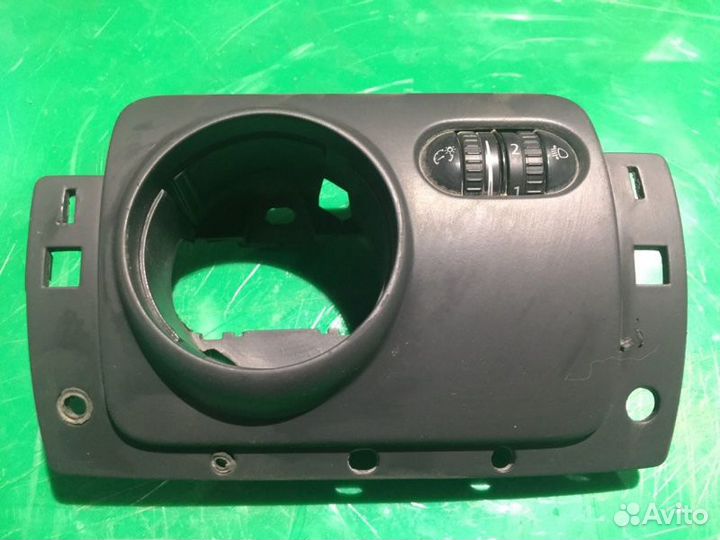 Накладка блока света Volkswagen Golf 5 Jetta 5