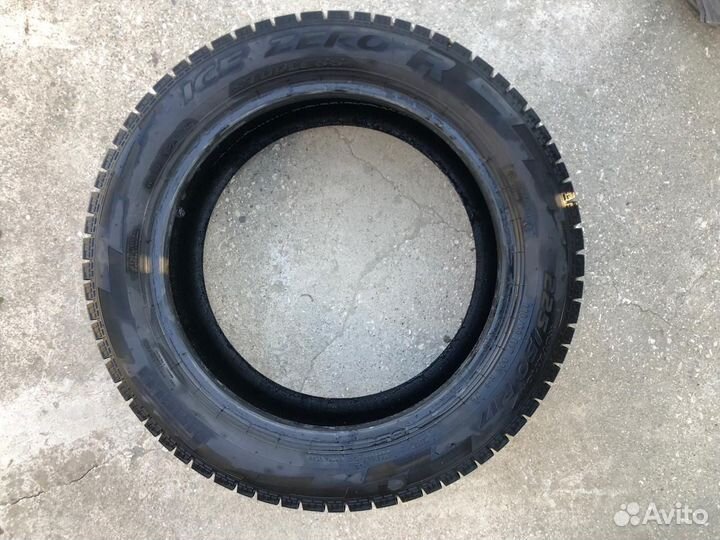 Pirelli Ice Zero 2.25/50 R17