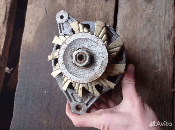 Генератор Газ 24 СССР