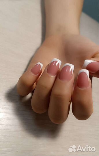 Наращивание ногтей