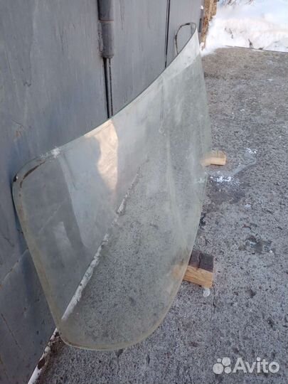 Стекло заднее Москвич Иж