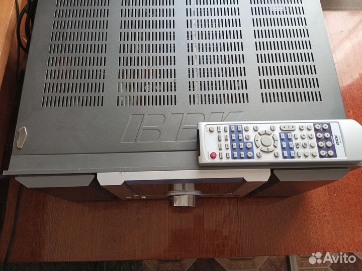 Ресивер BBK AV321T