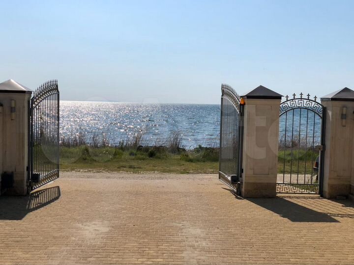 Таунхаус 212,8 м² на участке 5 сот.