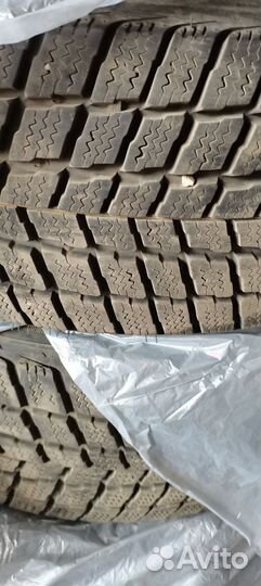 Roadstone Winguard SUV 225/60 R18 V