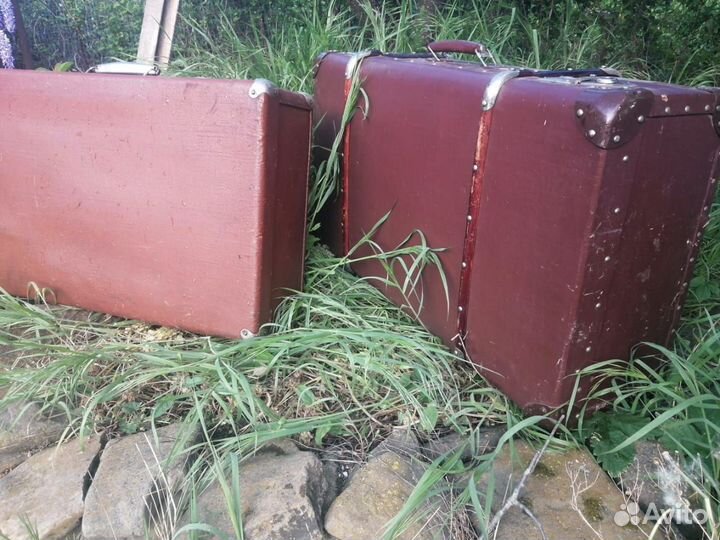 Чемоданы старинные
